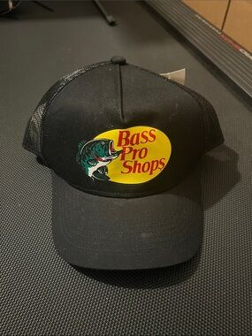 NWT: bass pro shops hat